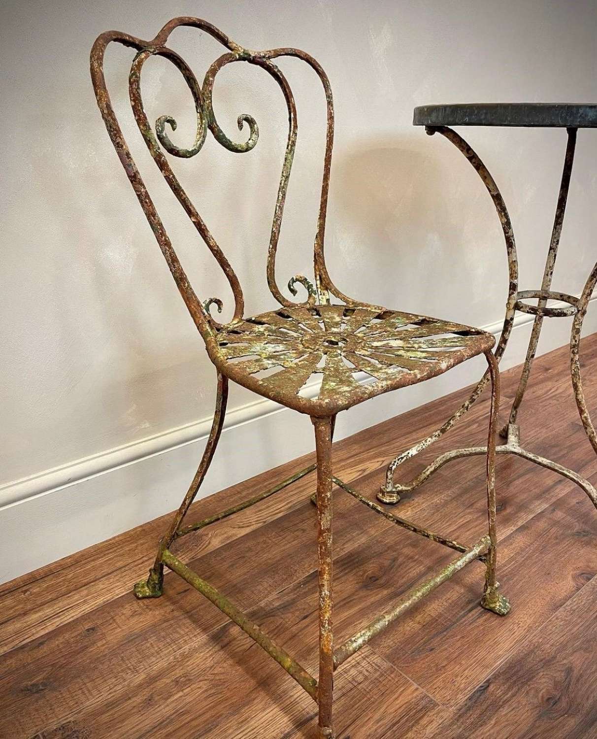 Arras bistro chair