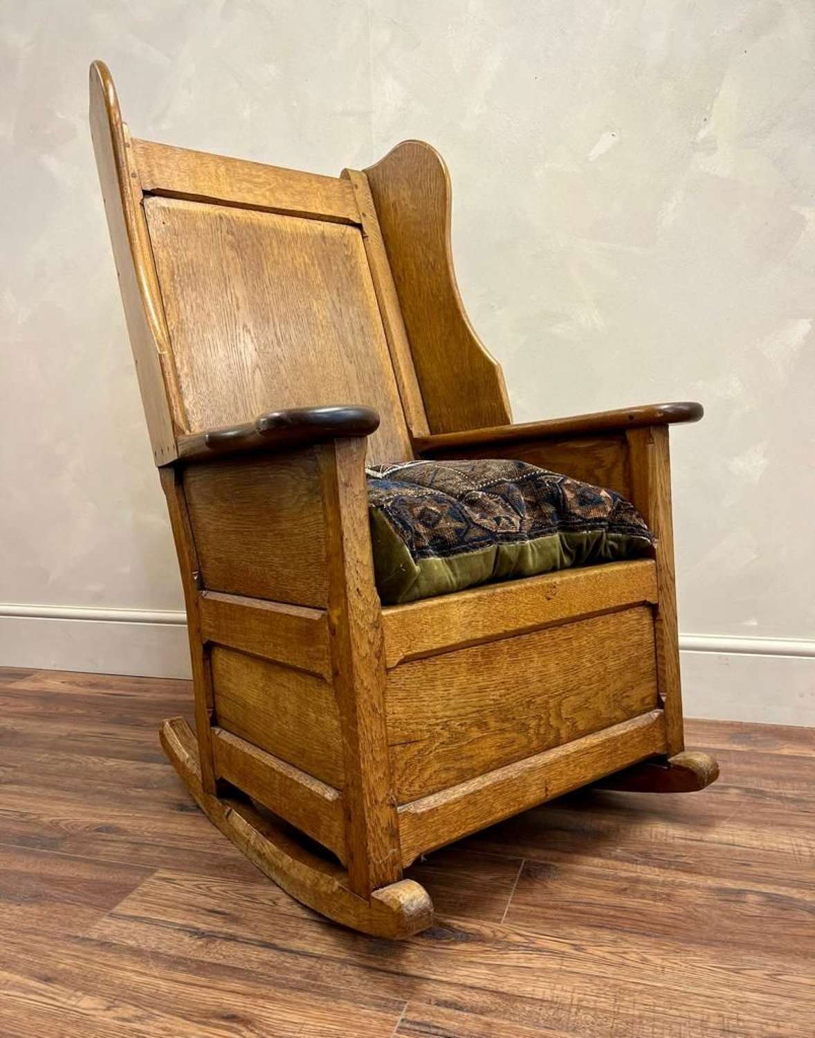 Oak 19th C Lambing Chair