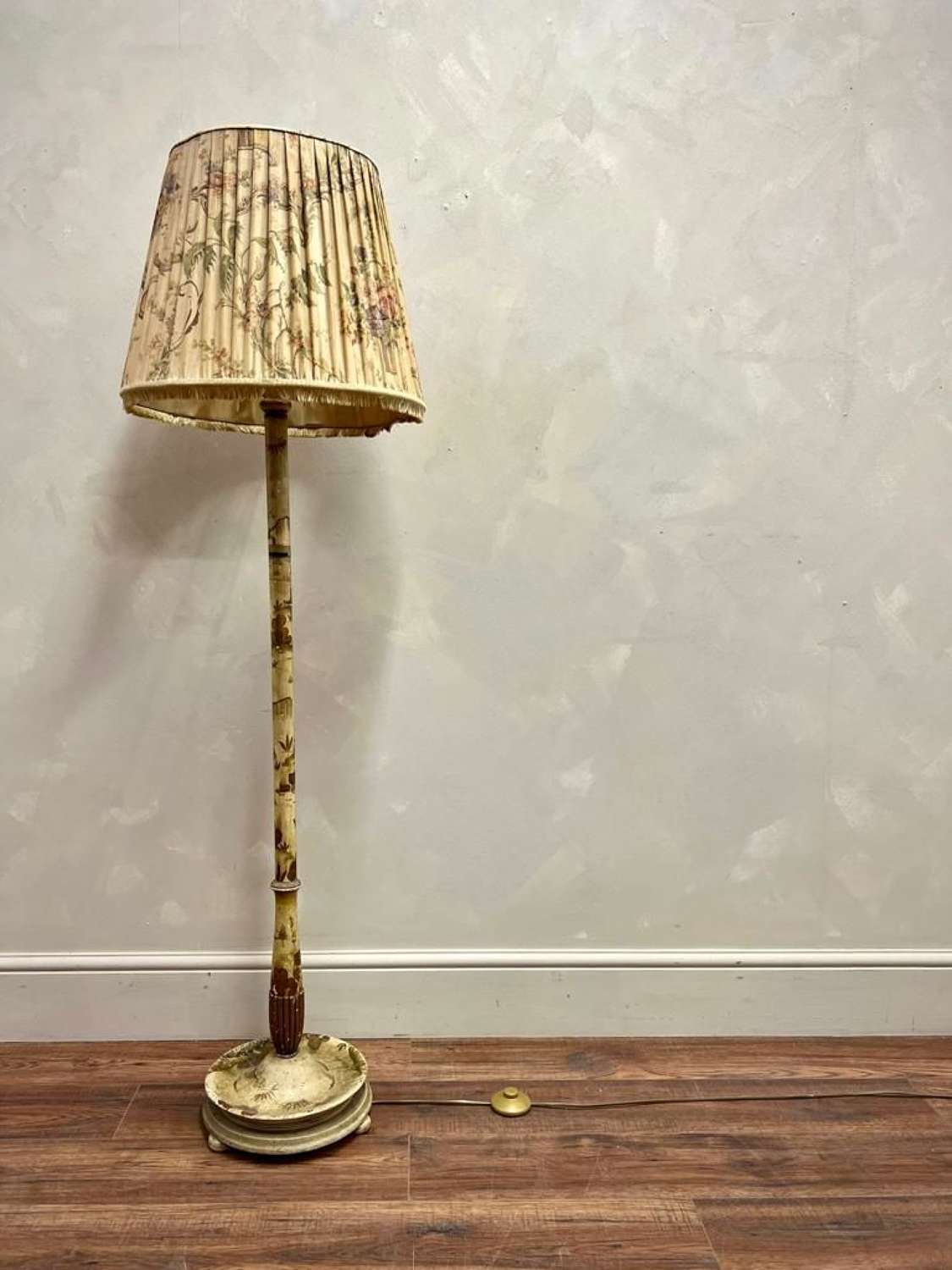 Chinoiserie Floor Lamp