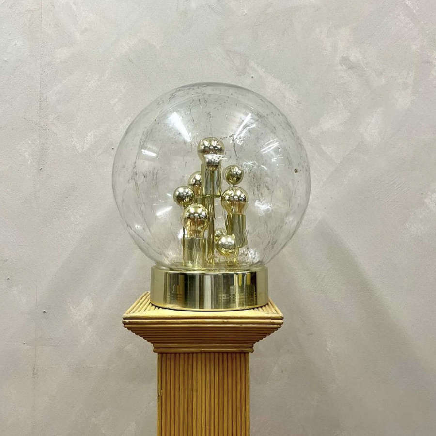 Large Doria Globe Lamp
