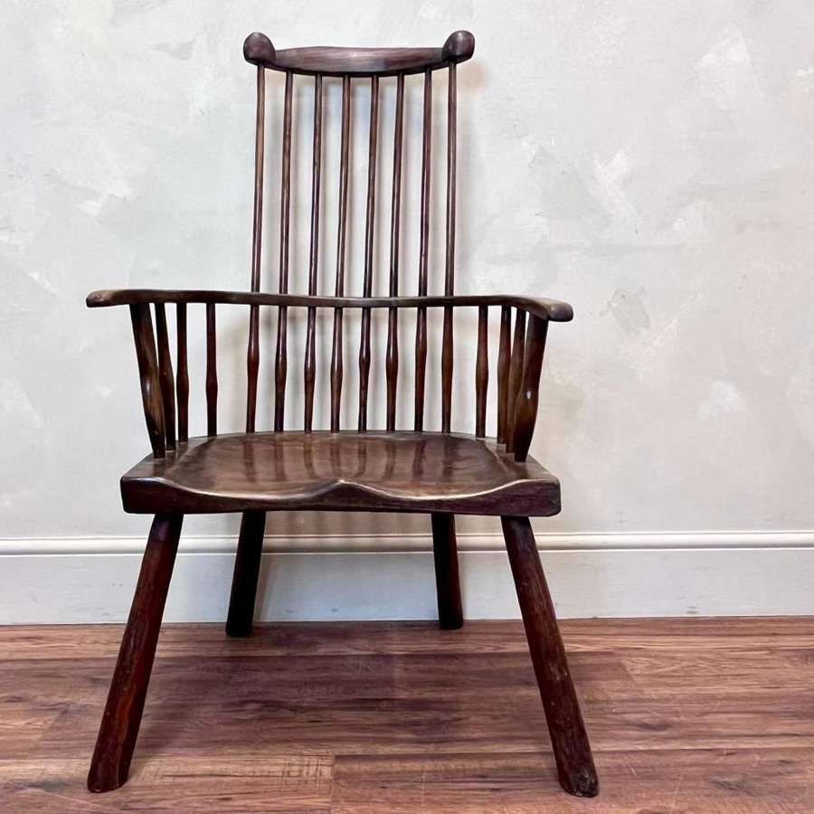 19th Century Comb Back Windsor Chair