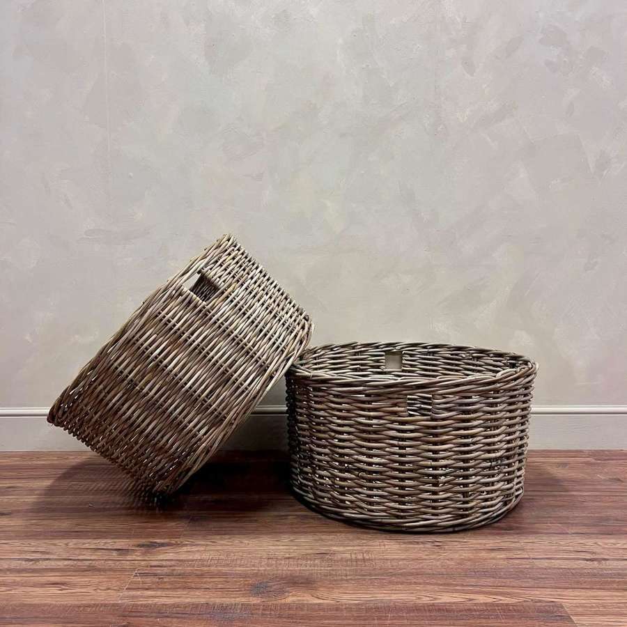 Large Scale English Mill Baskets
