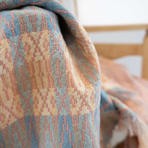 Large 1960's Gilmore's Village Weave West Country Blanket