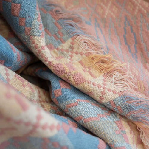 Large 1960's Gilmore's Village Weave West Country Blanket